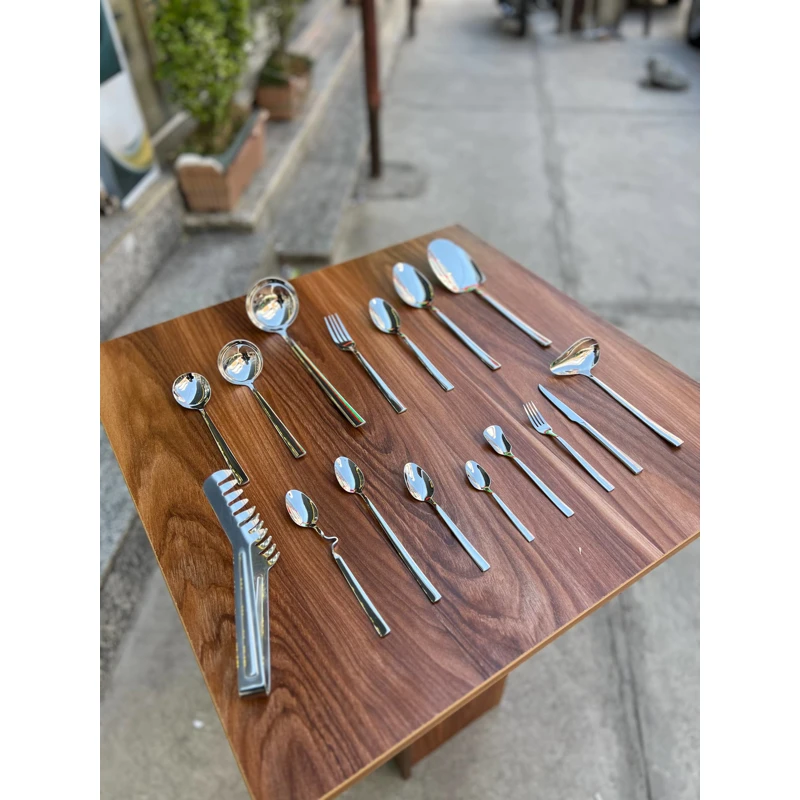 سرویس قاشق چنگال ۲۴ نفره یونیک 